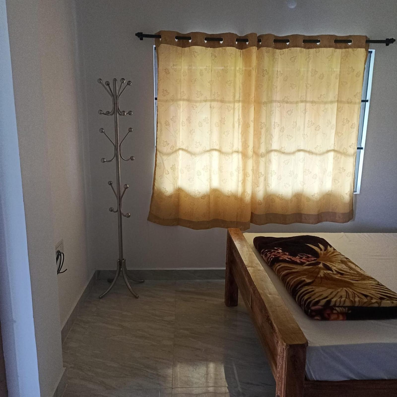 Cloudy Adobe Villa Madikeri Exterior foto